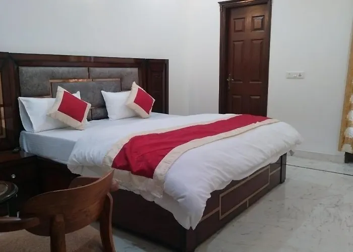 Sunshine Villa- Premiums Rooms In South Extension-2